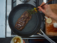 COOKING GAMMON STEAKS IN GRIDDLE PAN