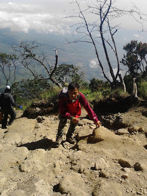 Jalur pendakian gunung sumbing