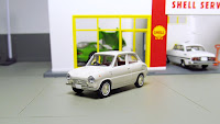 Tomica Limited Vintage: LV-78a Suzuki Fronte 360 Deluxe 5th Year Anniversary