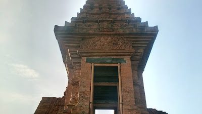 Candi Bajangratu Trowulan