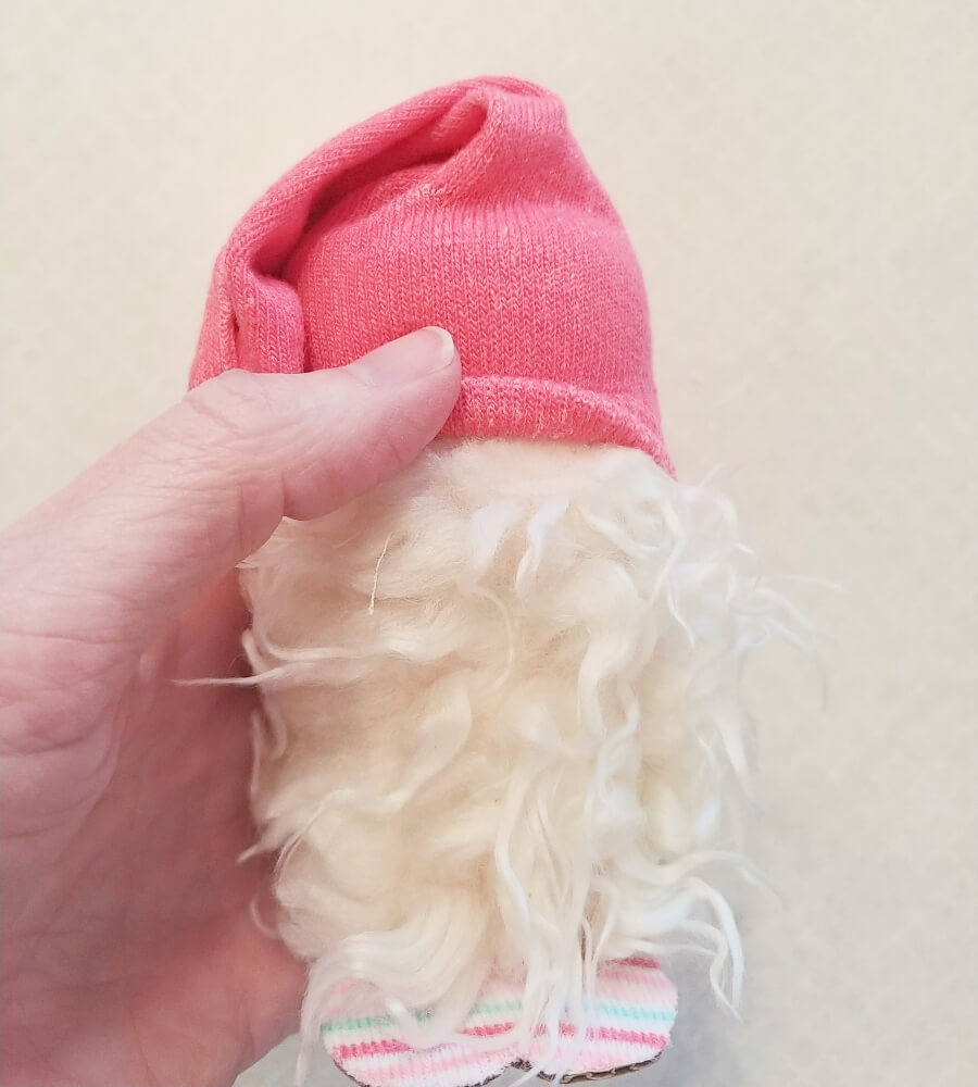 DIY Valentine Toilet Paper Tube Gnomes