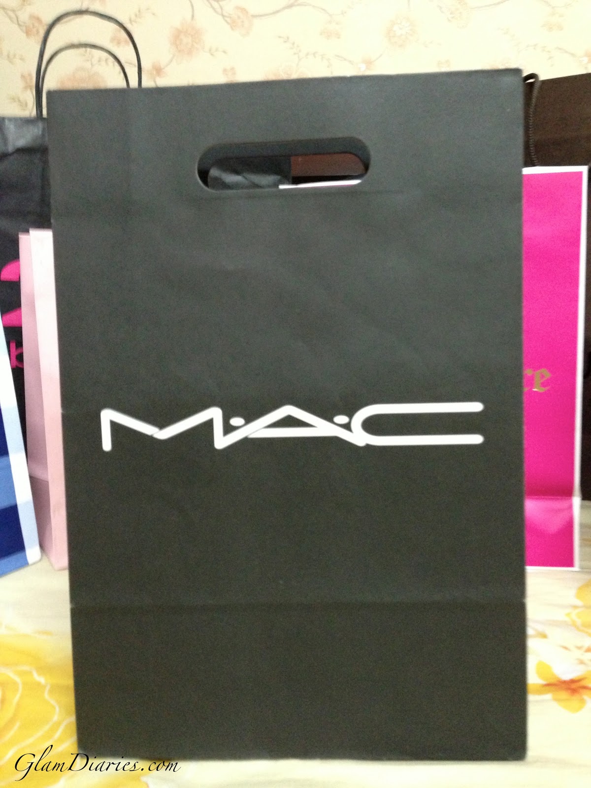 mac shopping bag
