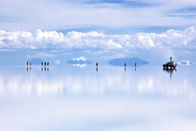 Vẻ đẹp siêu thực của cánh đồng muối Salar de Uyuni 1