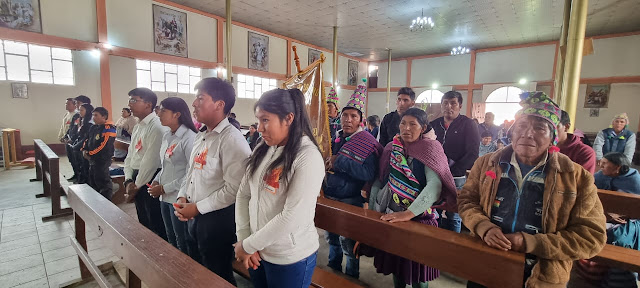 Heute, Samstag, hatten wir das Sakrament der Firmung in Bombori – Bolivien gefeiert