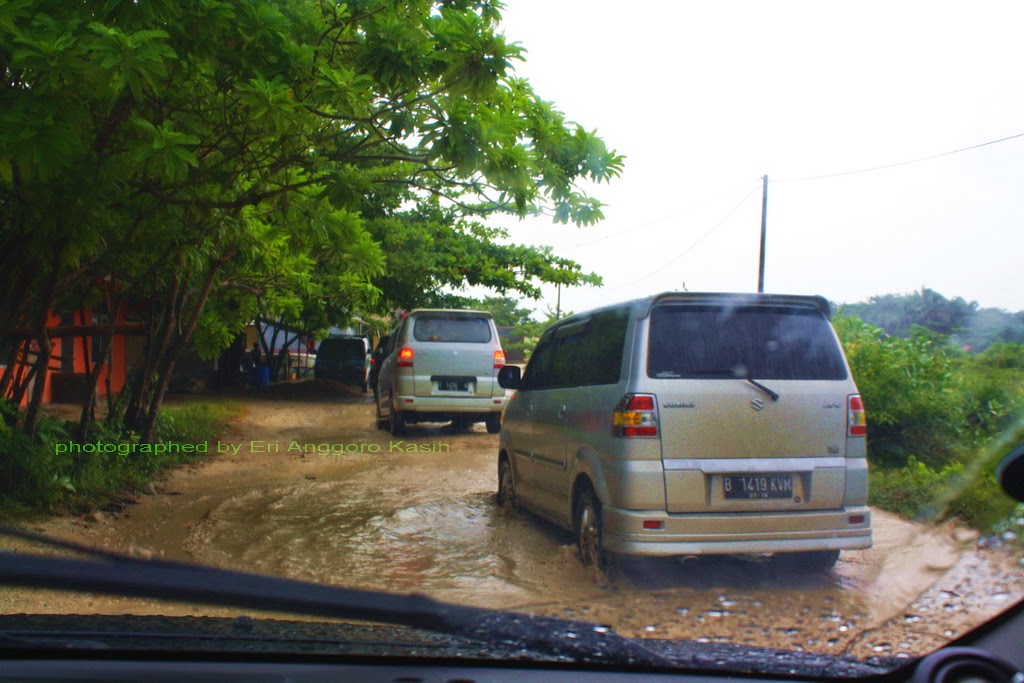 Musim Hujan Liburan ke Mana ya ? - Ghost Ship