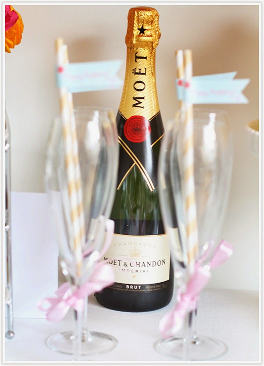 Champagne straw flags by Paper & Party Love