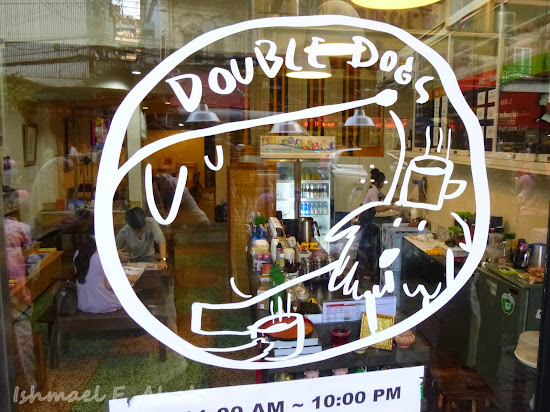 Double Dogs Tea Room at Bangkok Chinatown