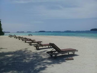 Paket Wisata Pulau Pelangi