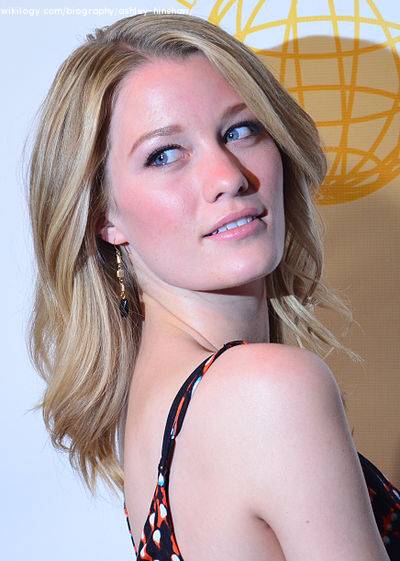 Ashley Hinshaw Net Worth, Height-Weight, Wiki Biography, etc