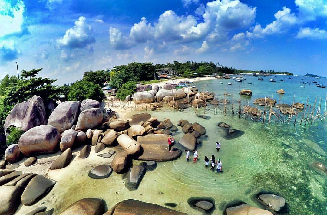 10 Wisata Pantai di Belitung yang Eksotis dan Wajib Dikunjungi