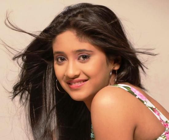 Shivangi Joshi Wiki, Biography, Dob, Age, Height, Weight, Affairs and More