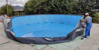 Starting to remove the legs on the pool