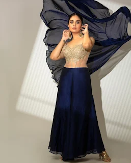 Tv Anchor SreeMukhi Latest glams photoshoot