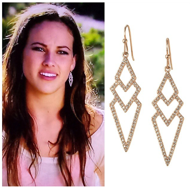  Mackenzie on The Bachelor in Stella & Dot's Rose Gold Pave Spear Earrings