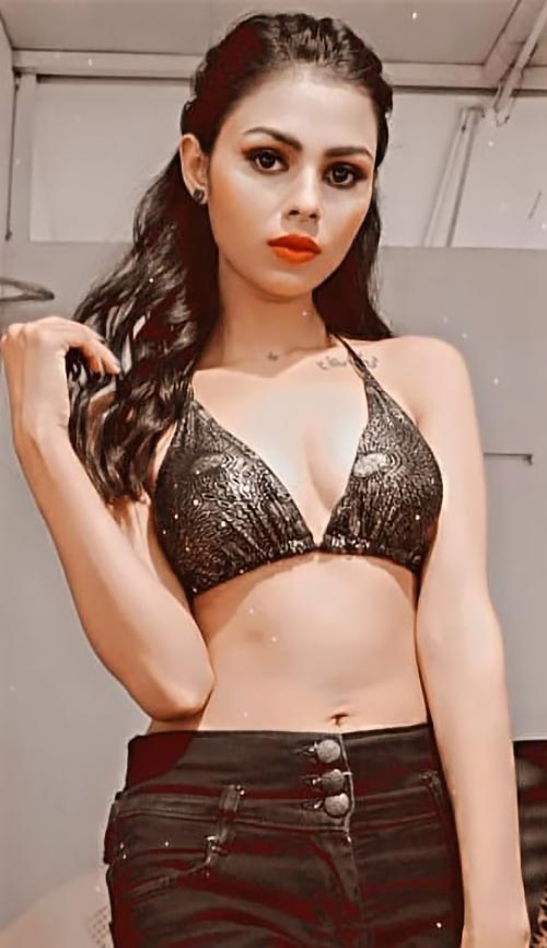 Arohi Barde bikini hot actress ullu web series