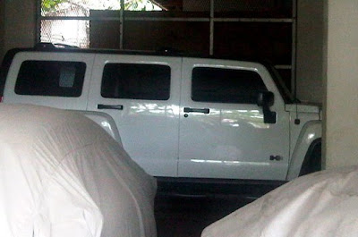 Foto Mobil Melinda Dee yang disita polisi Foto Melinda Dee Wanita Penipu Citibank