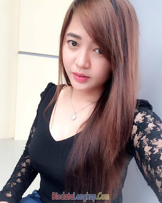 Cewek cantik seksi hot