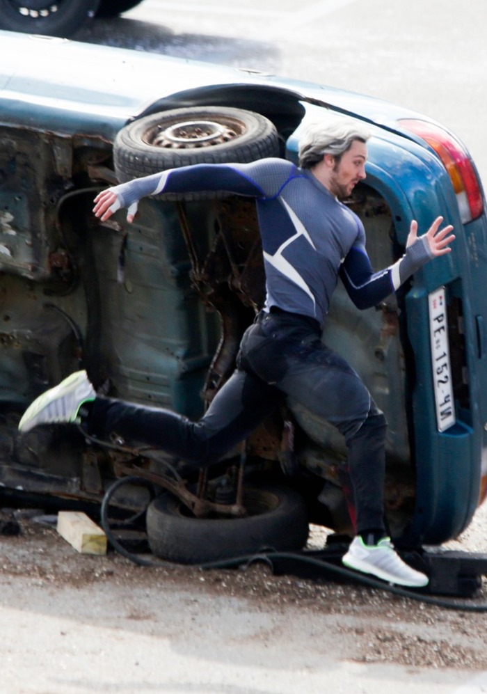 elizabeth-olsen-aaron-taylor-johnson-avengers-2-set-photos-11