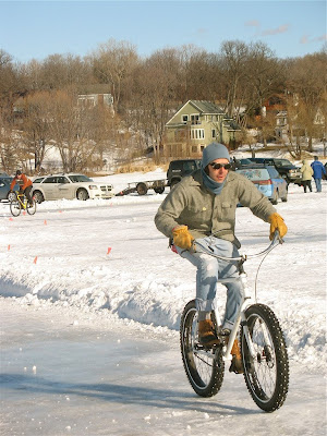 winter cyclist photo bike bicycle