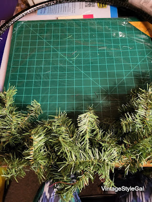 how to make a Christmas wreath with mesh bow