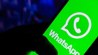 A new feature powered by artificial intelligence appears in WhatsApp