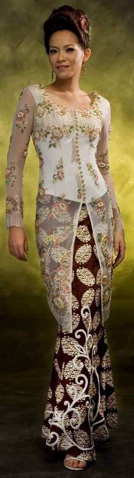Wedding Dresses Development of Modern  Kebaya  Fashion From 