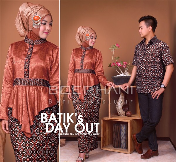 21 Model Baju Muslim Batik Sarimbit Keluarga Modern 21 Model Baju Muslim Batik Sarimbit Keluarga Modern