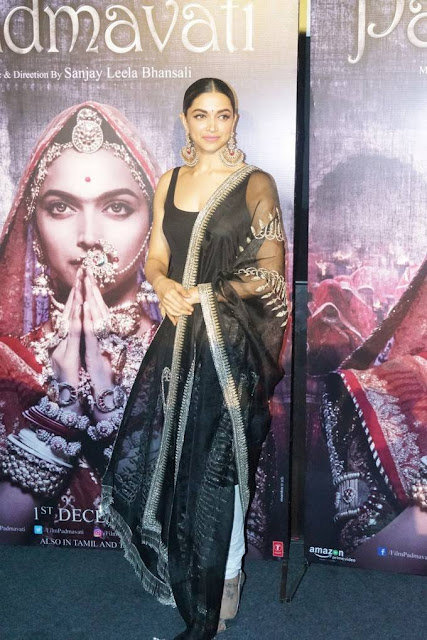 Deepika Padukone Padmavati Movie 3D Trailer Launch Hot Picture