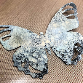 Tim Holtz Sizzix Tattered Butterfly Distress Oxide Sprays Alcohol Pearls Tutorial by Sara Emily Barker https://frillyandfunkie.blogspot.com/2019/03/saturday-showcase-tim-holtz-tattered.html 25