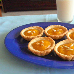 eggless lemon tart recipe @ http://treatntrick.blogspot.com