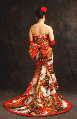 Kimonos wedding dress