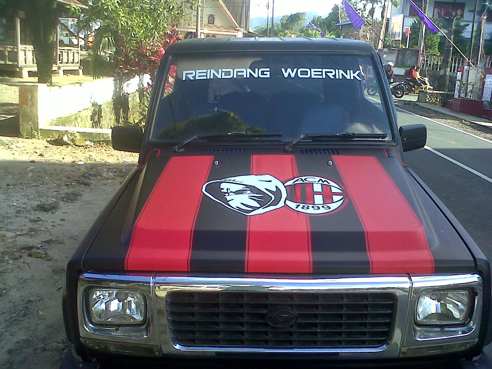 Gambar Cutting Sticker Mobil Ac Milan Duniaotto