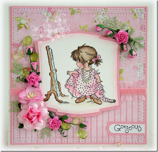lotv-dressing-up-girl-1a