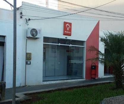 BOA NOVA: Assaltantes roubam Banco e posto do Bradesco na cidade; Pessoas foram feitas reféns e a cidade está novamente aterrorizada.