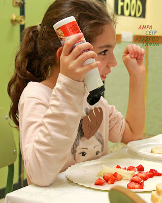 Cocinando en el CEIP Alfredo Landa