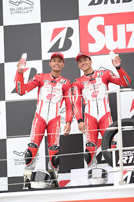 Pebalap binaan PT Astra Honda Motor, Adenanta Putra dan Herjun Atna Firdaus berhasil meraih podium kedua pada ajang balap Suzuka Endurance 4 Hours, di Suzuka Circuit, Jepang