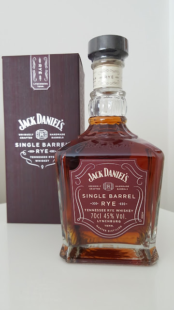 Jack Daniel's - alkohol z duszą. Jack Daniel's - an alcohol with the soul.