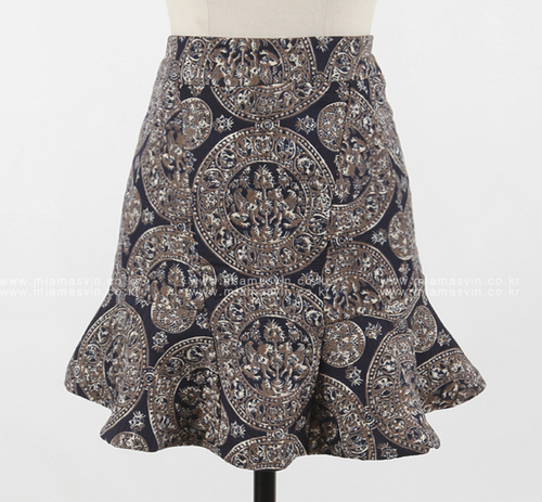 Medallion Print Fit and Flare Skirt