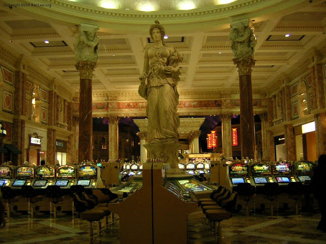 Fortuna statue at Caesar’s Palace Casino, Las Vegas, Nevada, USA Photo Credit Xaa Lee