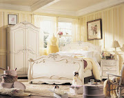 Jessica McClintock Romance Full Sleigh Bed (Michelle's dream bed)