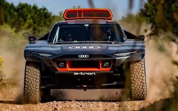 Audi RS Q e-tron: veículo híbrido elétrico competirá no Rally Dakar em 2022