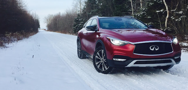 2017 Infiniti QX30 AWD Magnetic Re front