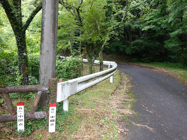 鳥取県西伯郡南部町下中谷　遊歩道