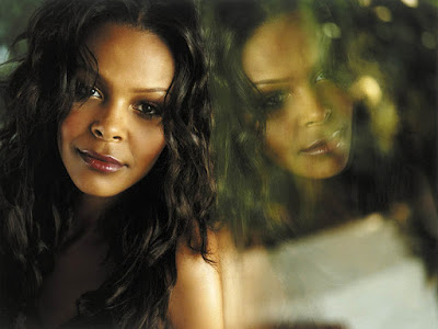 Irish Singer Samantha Mumba Wallpaper