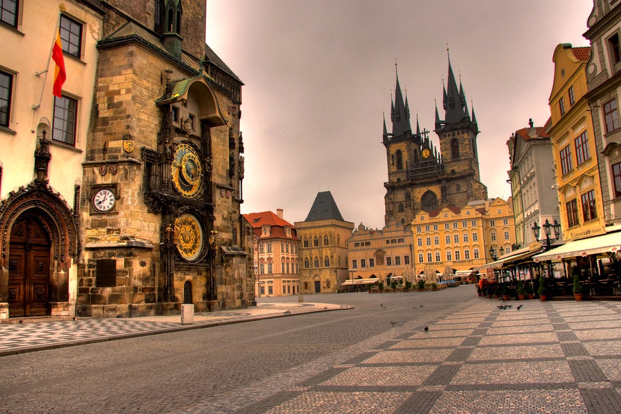 ve-may-bay-di-praha-prague-sec