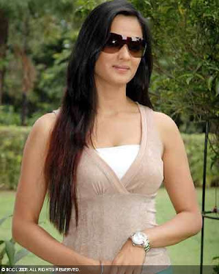 Hot Pics Of Shweta Tiwari 