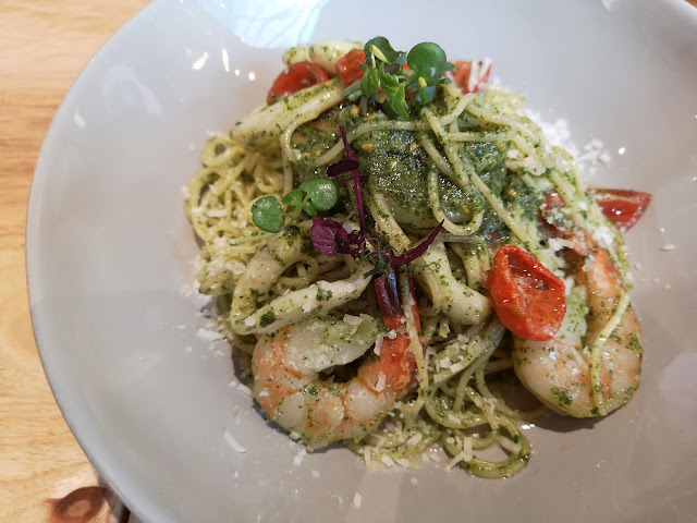 Spaghetti Seafood Shiso Pesto