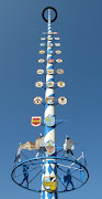 Maibaum in Bayern (maibaum )