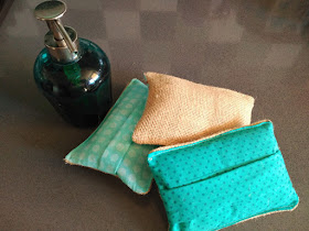 costura, couture, sewing, cocina, kitchen, tea towel, scourer, magic spray, disinfectant towelettes, shopping bag, bolsa compra, toallitas desinfectantes, rollo cocina, estropajo