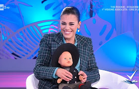 Bianca Guaccero foto con il bambolotto